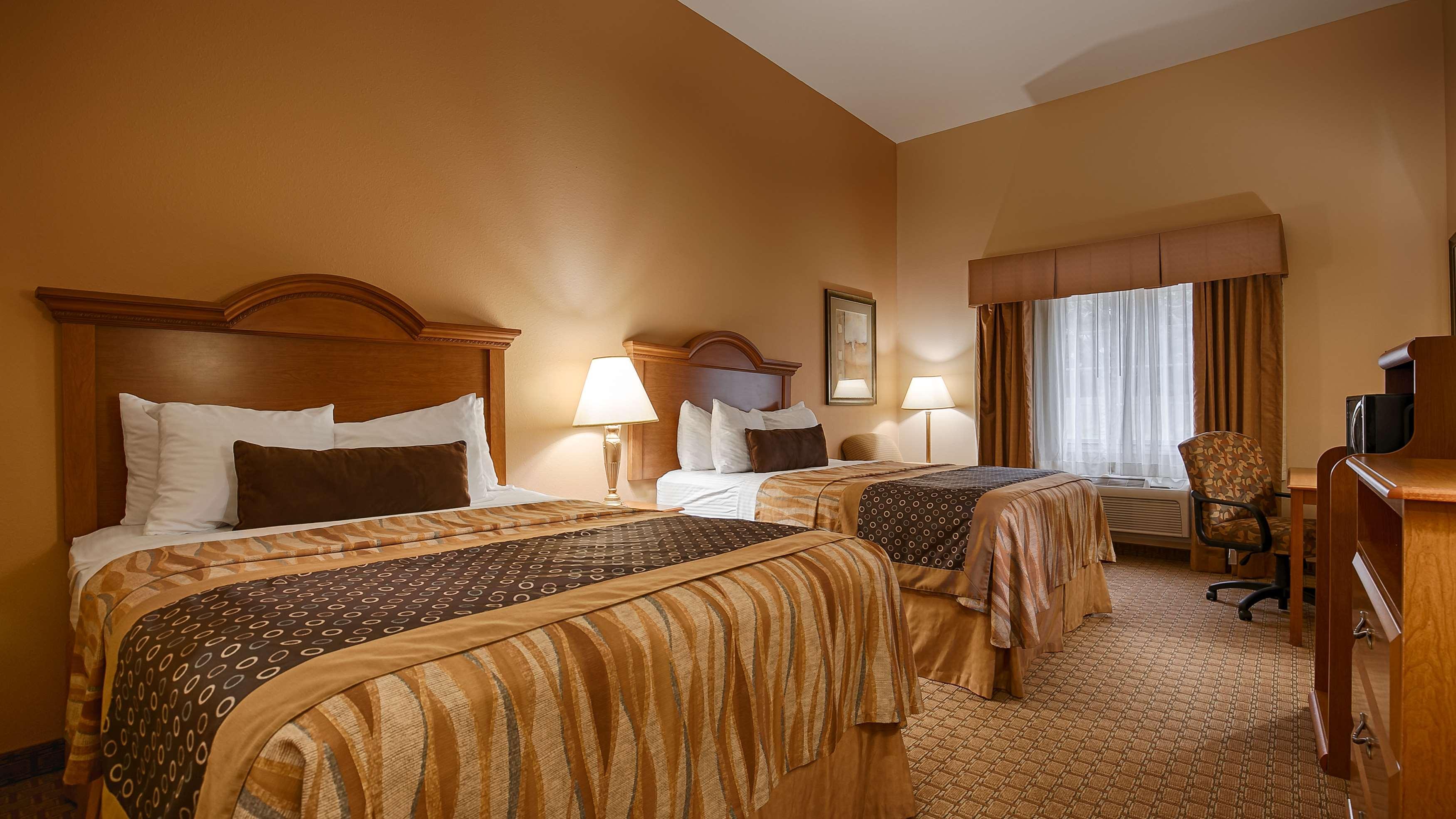 Best Western Plus New Caney Inn & Suites Esterno foto