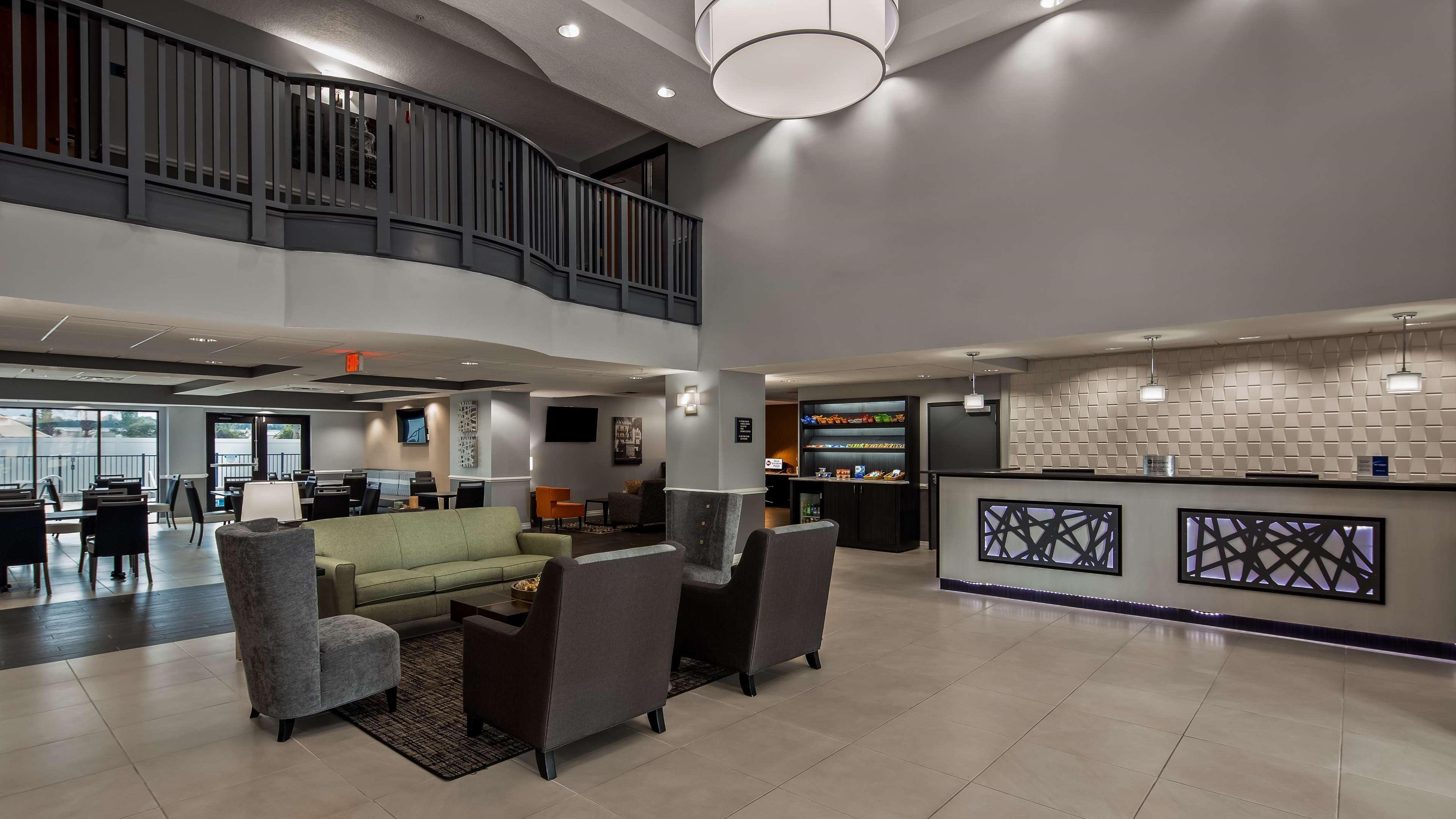 Best Western Plus New Caney Inn & Suites Esterno foto