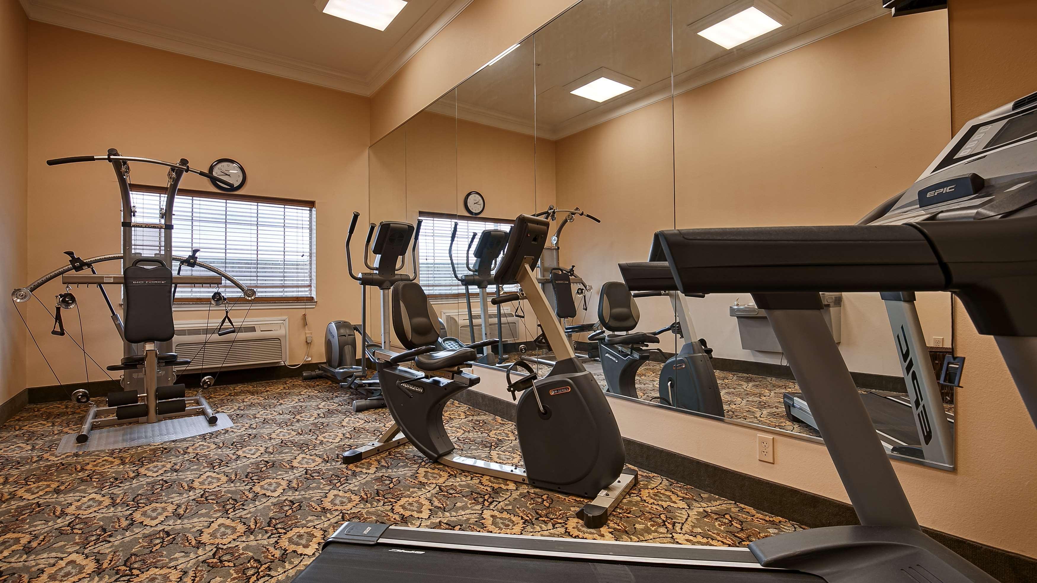 Best Western Plus New Caney Inn & Suites Esterno foto